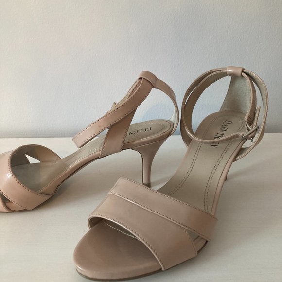 Ellen Tracy Beige Heel - EUC - Picture 2 of 8